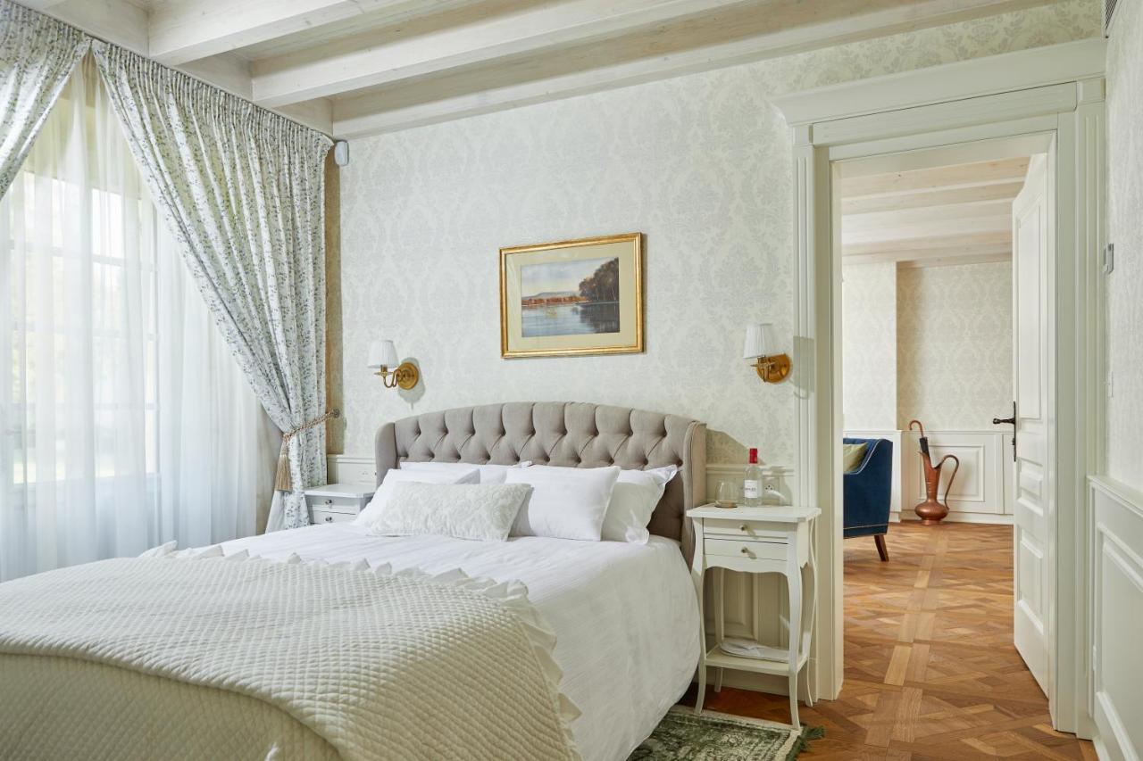 Chateau De Clotte & Suites Les Salles-de-Castillon ภายนอก รูปภาพ